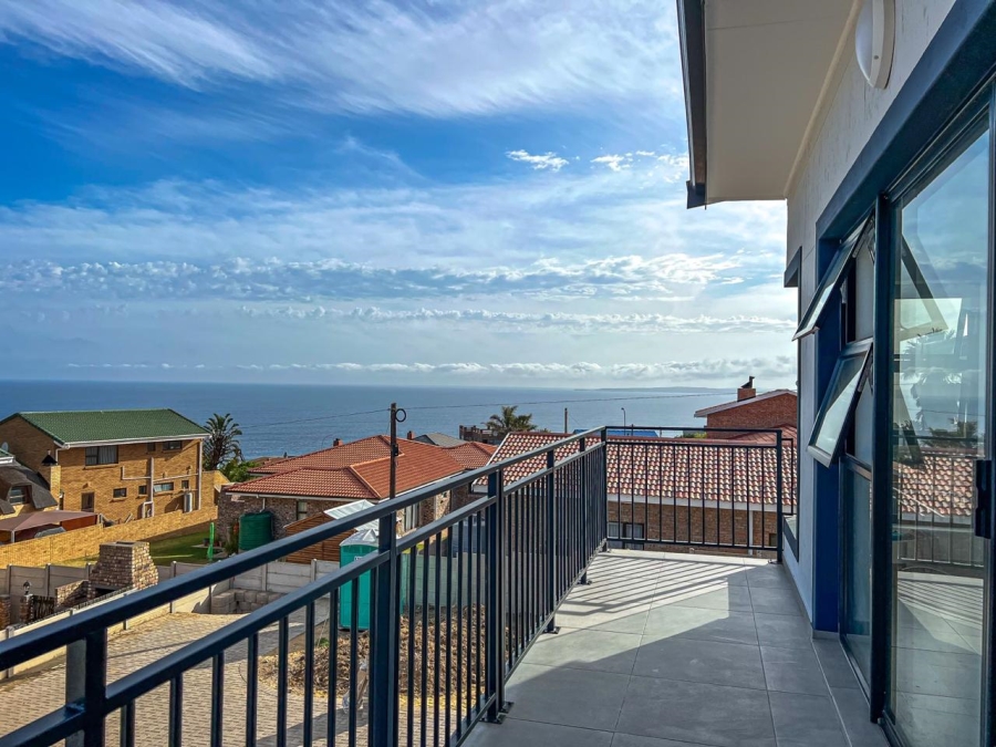 To Let 3 Bedroom Property for Rent in Dana Bay Western Cape